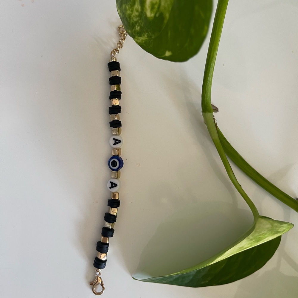 Ankle bracelets - Picture 2 of 16